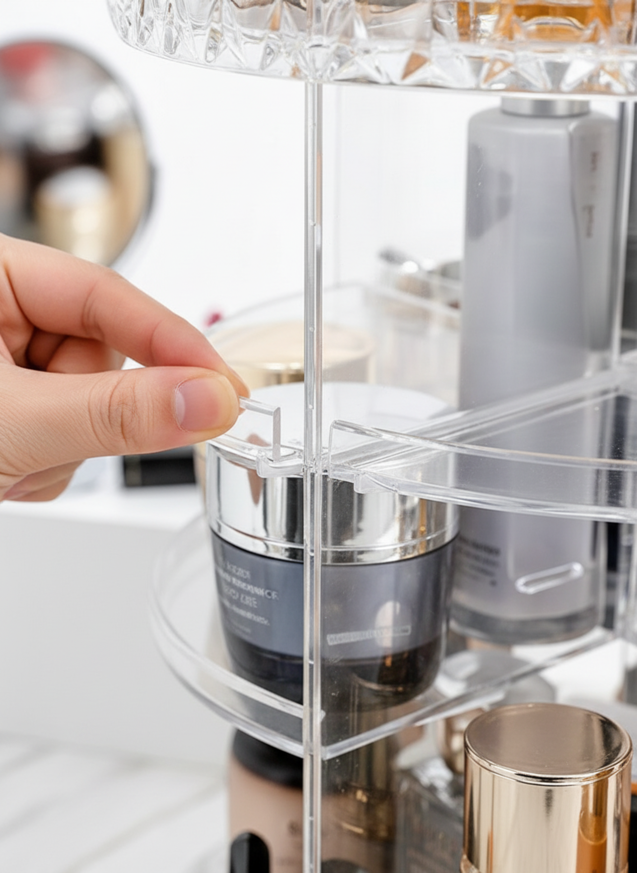 منظم مكياج كريستالي دوار 360 درجة